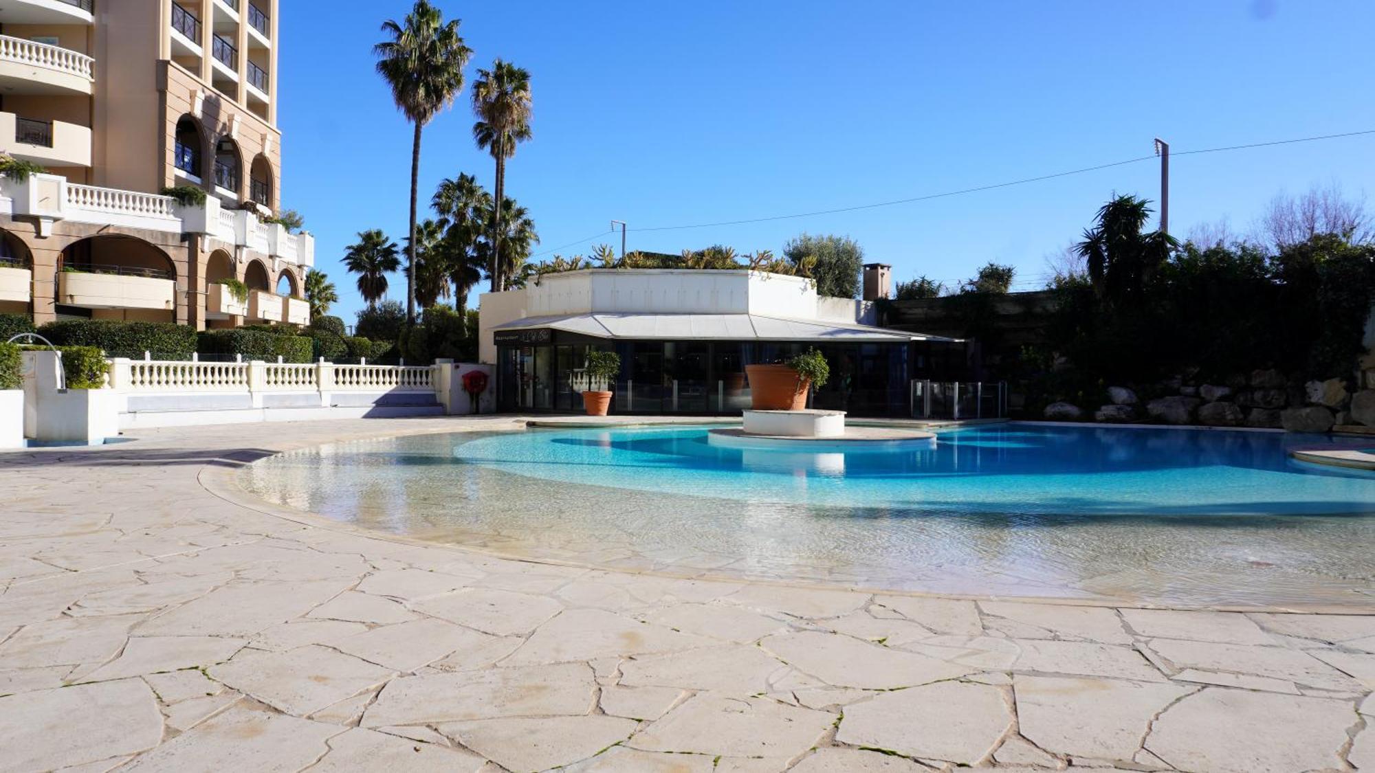 Appartement 556, Vue Mer Et Piscine By Palmazur Vacances 戛纳 外观 照片